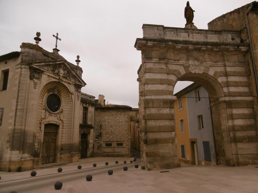 Studi'O Luberon Apartment กาวายง ภายนอก รูปภาพ